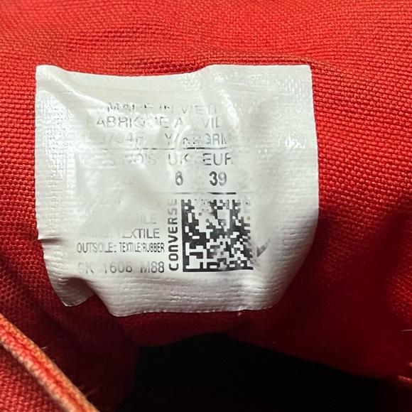 ⭐️Orange converse⭐️ - Picture 7 of 7